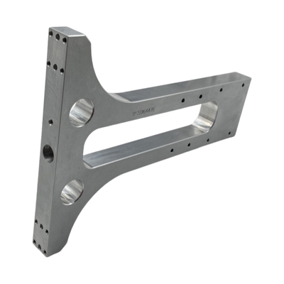 Dobra cena. Precyzyjnie obrobione CNC stalowe części robota ze stali 1045 z wykończeniem po obróbce w Internecie